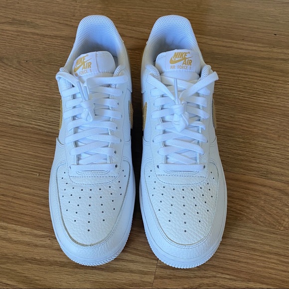 Nike Air Force 1 LV8 Club Gold - Picture 3 of 4